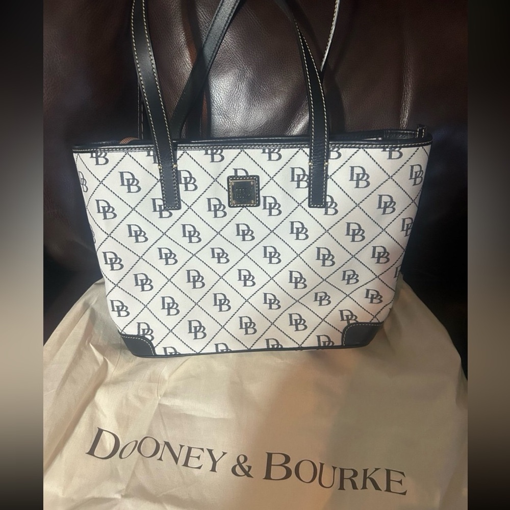 Dooney & Bourke Maxi Quilt Charleston Tote Bag
